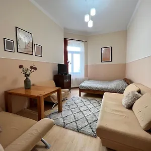 Old Town Apartman